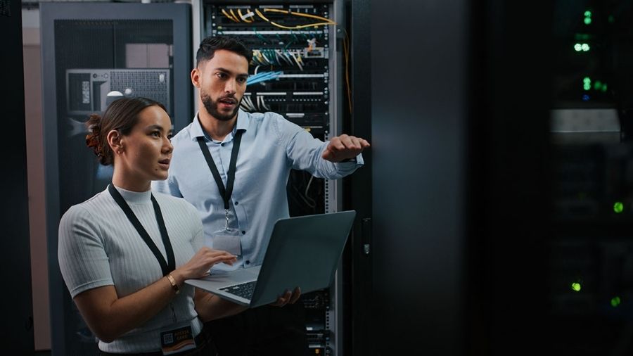 Outsourced IT Support Using Outside Expertise
